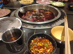 -重庆风光老灶火锅城(同德广场店)