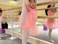 -炫艺舞蹈培训中心(枫尚奥特莱斯店)