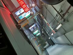 -中山公园-龙之梦停车场