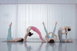 -亚太瑜伽普拉提学院