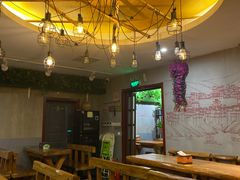 -万记麻辣烫国展总店