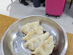 -黄阿姨锅贴大王(万航渡路店)