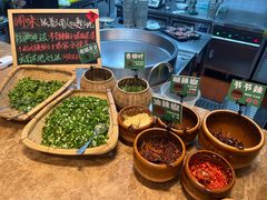 -云阿蛮云南生烫牛肉米线(奉贤路店)