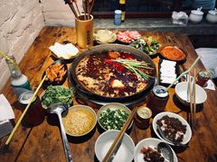 -四小区火锅·巷子里的重庆火锅(花照壁店)