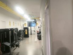 -发条鸭无人健身房(静安胶州路店)