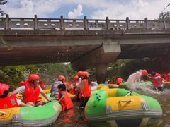 -雅鲁激流探险漂流