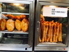 -大师傅粥品(埃华街)