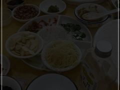 -官塘陈记鱼生·潮汕砂锅粥·牛肉火锅(潮枫路总店)