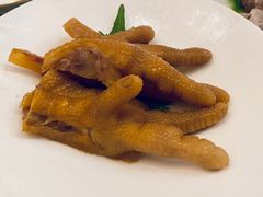 -浅深(世茂滨江精品店)