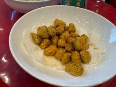 -侬佳蒸菜馆(听潮店)