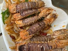 -覃记海鲜美食餐厅