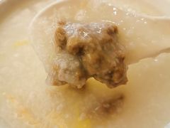 滑蛋牛肉粥-京星港式饮茶Part.2店(忠孝东店)
