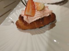 -厦门希尔顿逸林酒店·圆聚自助餐厅(五缘湾店)