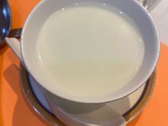 蛋白杏仁茶-美心·翠园(港汇恒隆广场店)