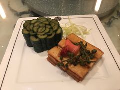 -上海半岛酒店·半岛精品店