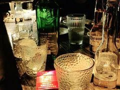 -城墙外BAR