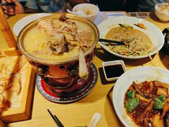 -关东小磨东北菜(上海长风大悦城店)