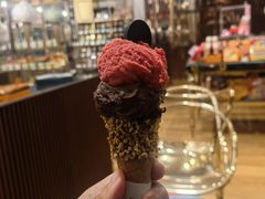 -VENCHI 闻绮(上海佛罗伦萨小镇店)