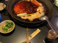 -星鸿社重庆老火锅(燃灯寺分店)