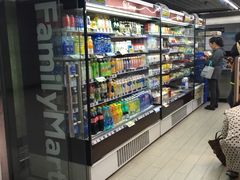 -全家便利店(宜山路站店)
