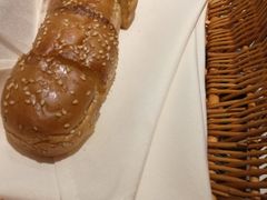 餐前面包-西堤厚牛排(新世界店)