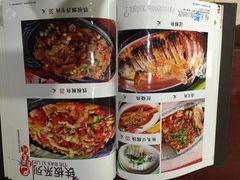 -深圳罗湖东门步行街亚朵X酒店