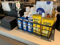 -瑞幸咖啡(宁波嘉汇国贸店)