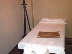 -莱蔻·圣灸堂·推拿艾灸(天山店)