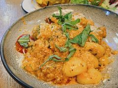 瑞士肉丸烩意大利土豆球-HELLO 27 意面·沙拉·帕尼尼