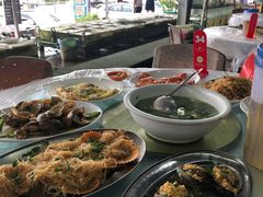-红月湾海鲜饭店•沙滩海景(双月湾店)