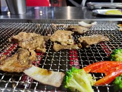 -马路牙子地桌烤肉(工体店)