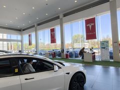 -TESLA 特斯拉(北京南四环中路特斯拉中心)