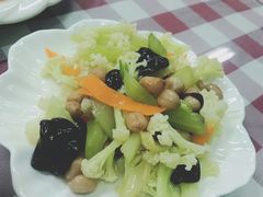 素什锦-天津外国语大学（马场道校区）食堂