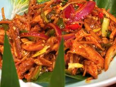 -老滇山寨•云南特色菜•地方菜•民族风情歌舞表演(金碧店)