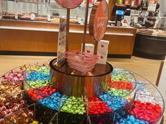 -Laderach 莱德拉(上海环贸iapm店)