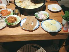 -么肆烤肉(汉街形象店)
