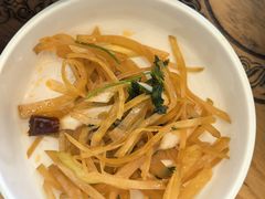 -哈啾嗨·蒙文化主题餐厅(京汉新城店)