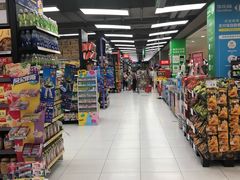 -家乐福(古北店)