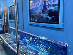 -上海梵高星空艺术馆(南京路旗舰店)