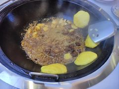 -70後铁锅炖(坡博总店)