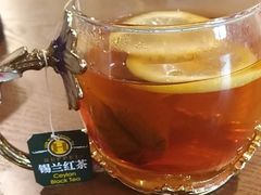 -新华里咖啡书吧(新华书店小寨店)