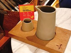 -彳亍咖啡·这里(水湾路店)