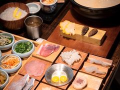 -银米·云南传统过桥米线(双廊黑金冠店)