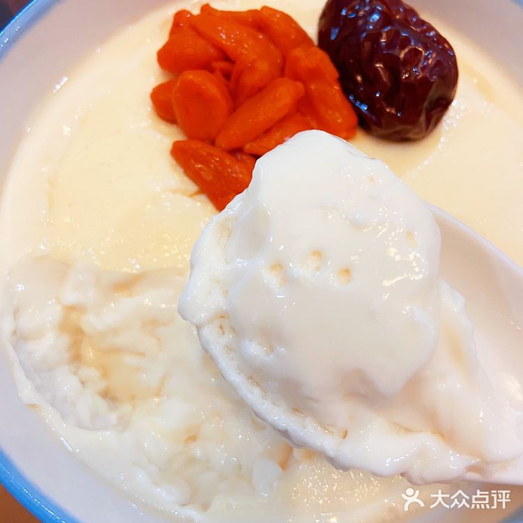 自制双皮奶（水牛奶 耗牛奶双版本~）