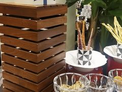 -亮马河饭店翠雅咖啡厅