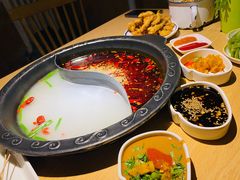 牛油鸳鸯锅底-8号苑自助烤场(西单店)