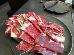 -铭牛烧肉·和牛海鲜自助(高新月牙湖店)