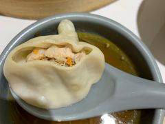 蟹粉小笼包-馋三尺蟹粉小笼(人民广场店)