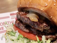 -The Habit Burger Grill 哈比特汉堡(复兴soho店)