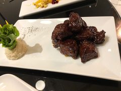 -HOMES上海本帮菜(襄阳公园店)
